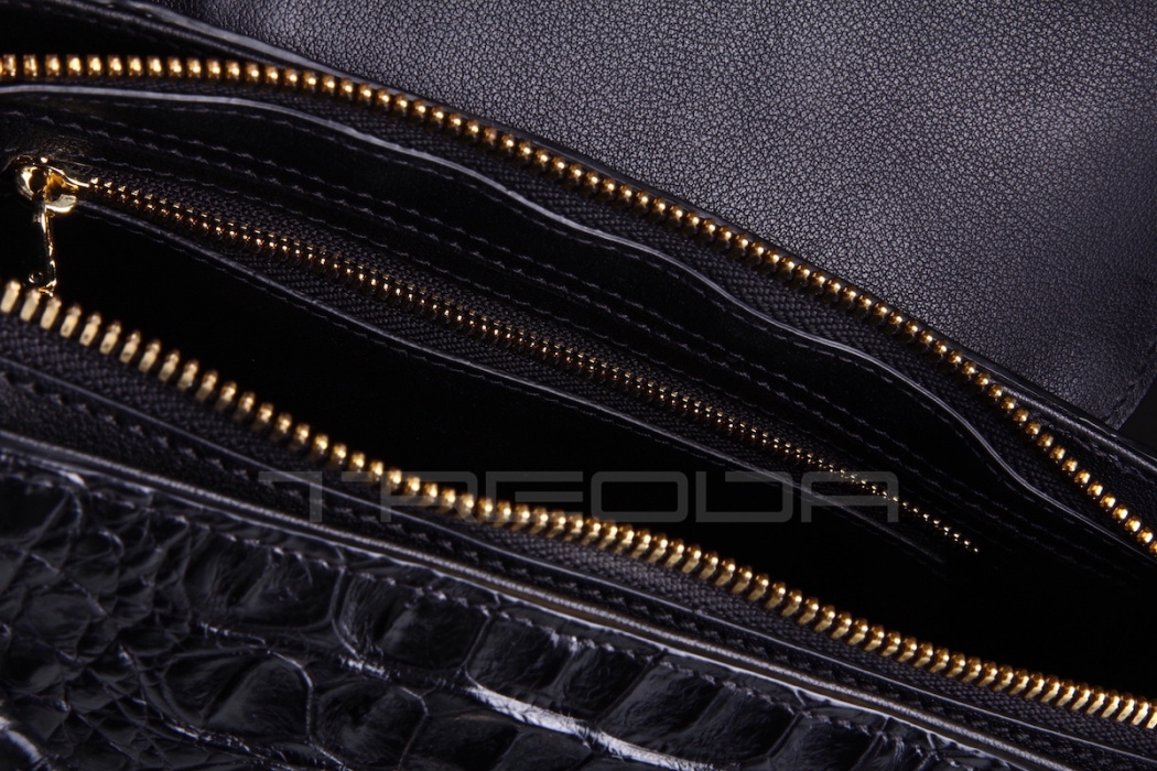 Сумка из кожи крокодила
